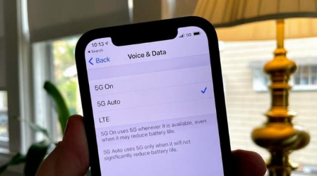 霞山苹果手机维修分享iPhone 12如何打开或关闭5G网络 