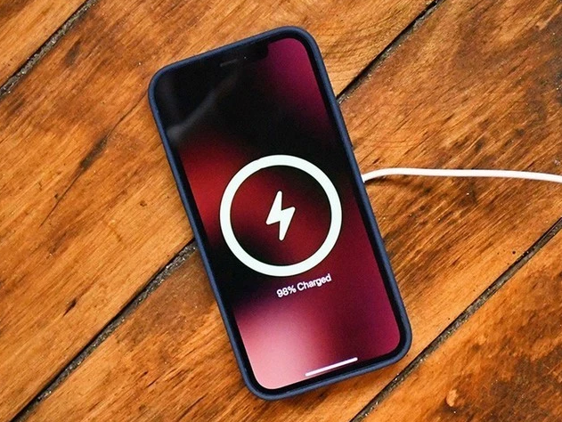 霞山苹果手机维修分享iPhone 12可以随便充电吗 